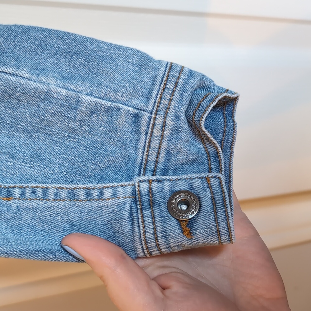 Jean jacket - Picture 3 of 6